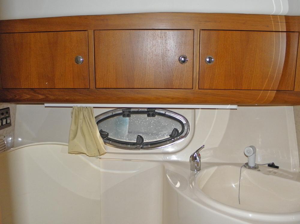 Fore ship, Accommodation